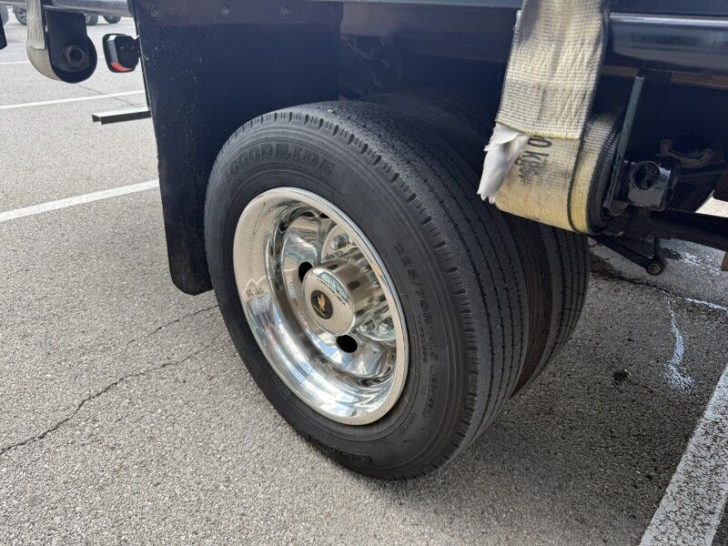 2011 Ford Super Duty F-550 V10 Flatbed XL Collinsville OK