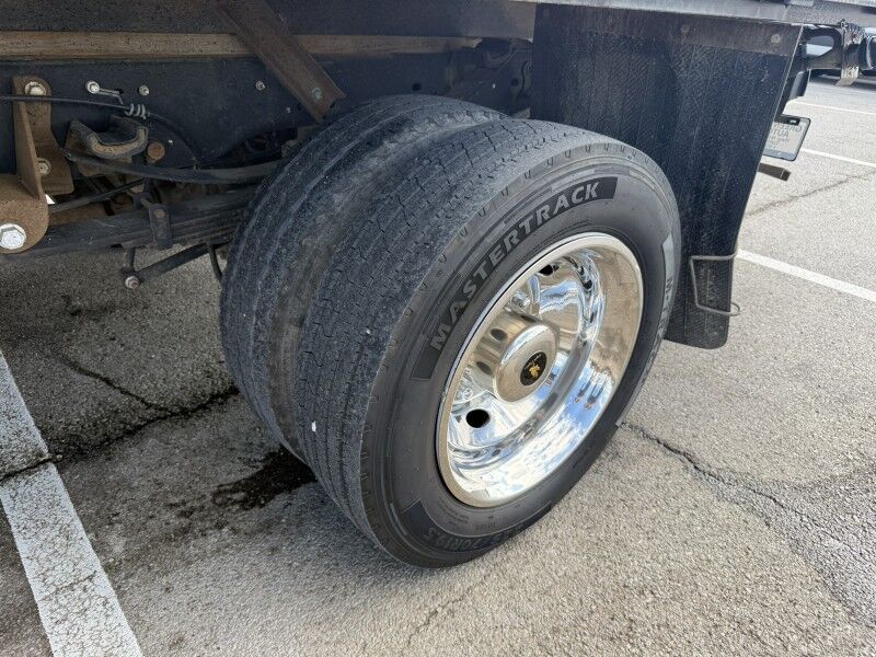 2011 Ford Super Duty F-550 V10 Flatbed XL Collinsville OK