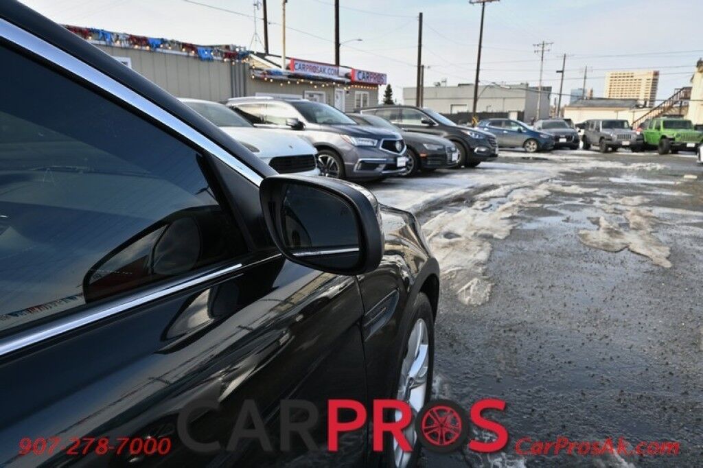 2011 Ford Taurus SEL - All Wheel Drive - Front Leather Heated Seats - Remote Start - Power Moonroof - Dual Zone Climate Control - Bluetooth Anchorage AK