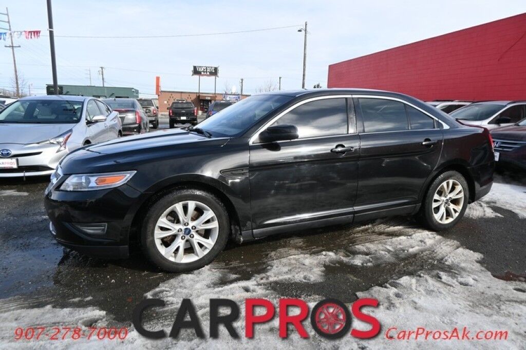 2011 Ford Taurus SEL - All Wheel Drive - Front Leather Heated Seats - Remote Start - Power Moonroof - Dual Zone Climate Control - Bluetooth