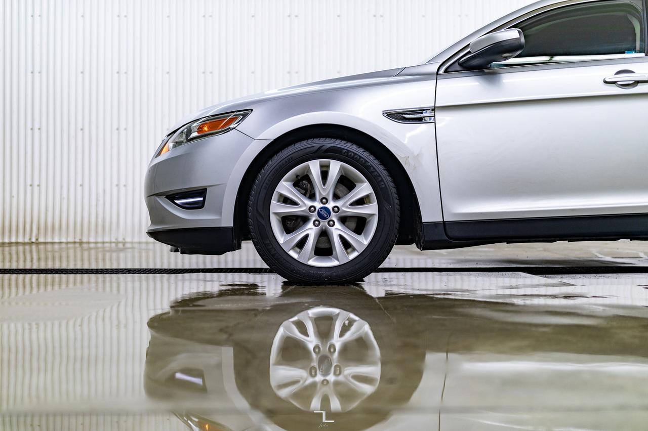 2011 Ford Taurus SEL PSeat Heated Seats Red Deer AB