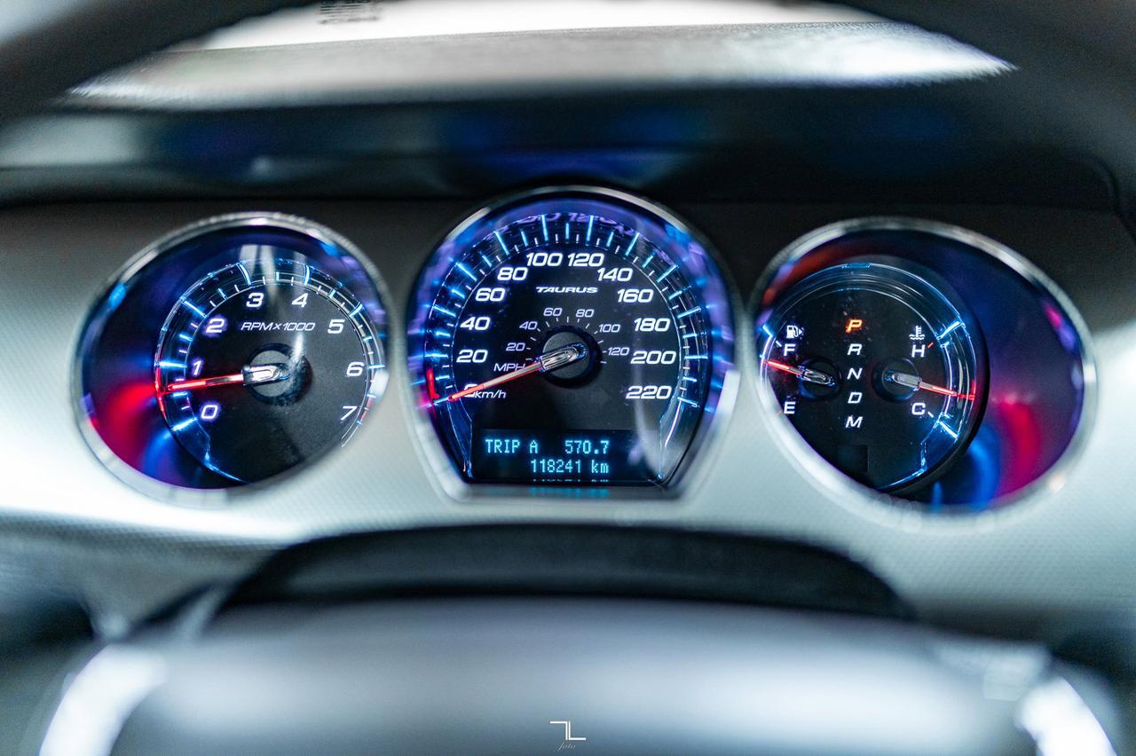 2011 Ford Taurus SEL PSeat Heated Seats Red Deer AB