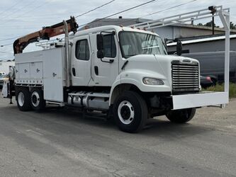 Freightliner M2 Crew Cab Palfinger Crane  2011