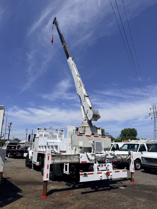 2011 Freightliner M2 National Crane 400B w New Motor