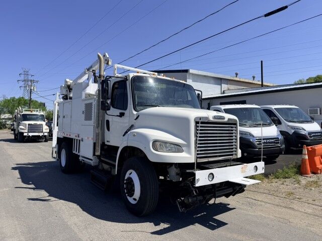 2011 Freightliner M2Service Body w Liftmoore Crane