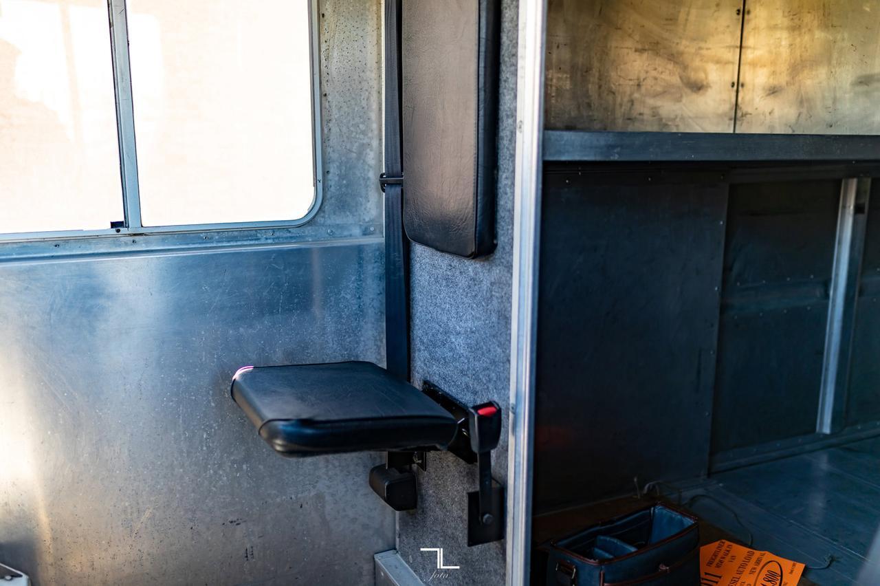 2011 Freightliner MT45 Walk In Van Diesel Shelving Red Deer AB