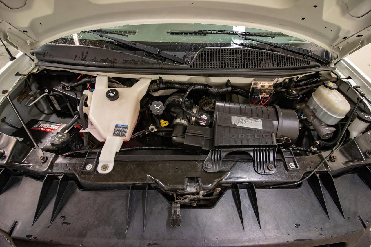 2011 GMC Savana 3500 Ext Cargo Van Red Deer AB