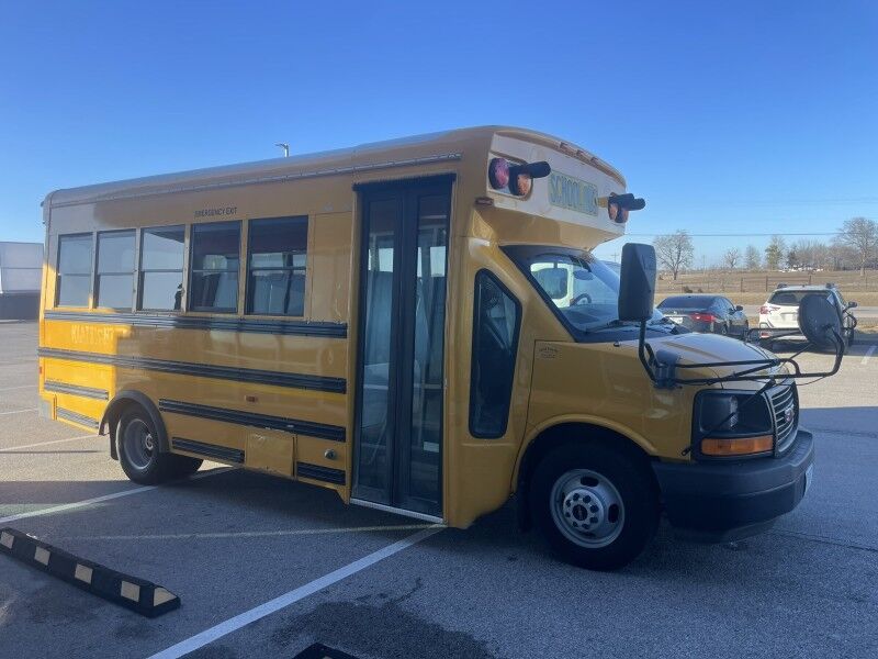 2011 GMC Savana 4500 Diesel Minibus Diesel Collinsville OK