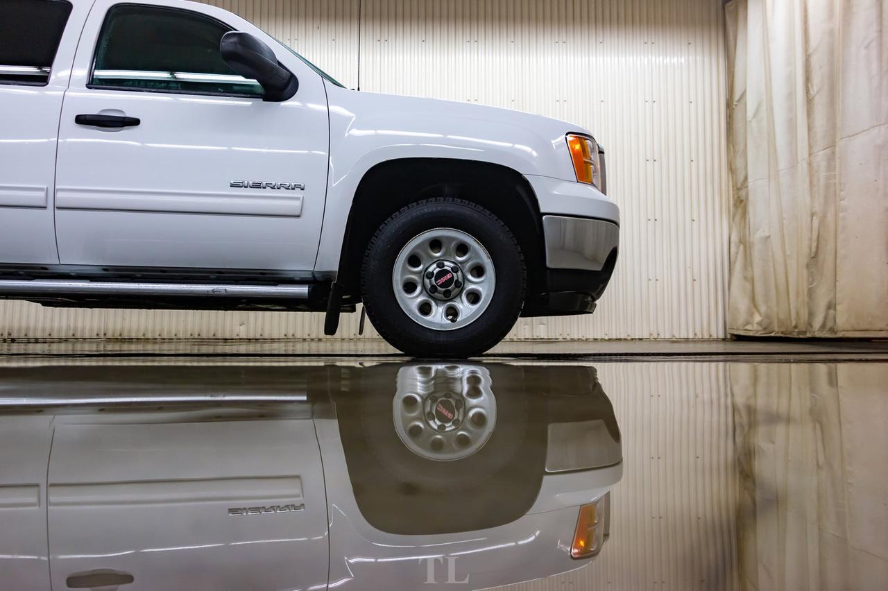2011 GMC Sierra 1500 4x4 Crew Cab SLE Red Deer AB