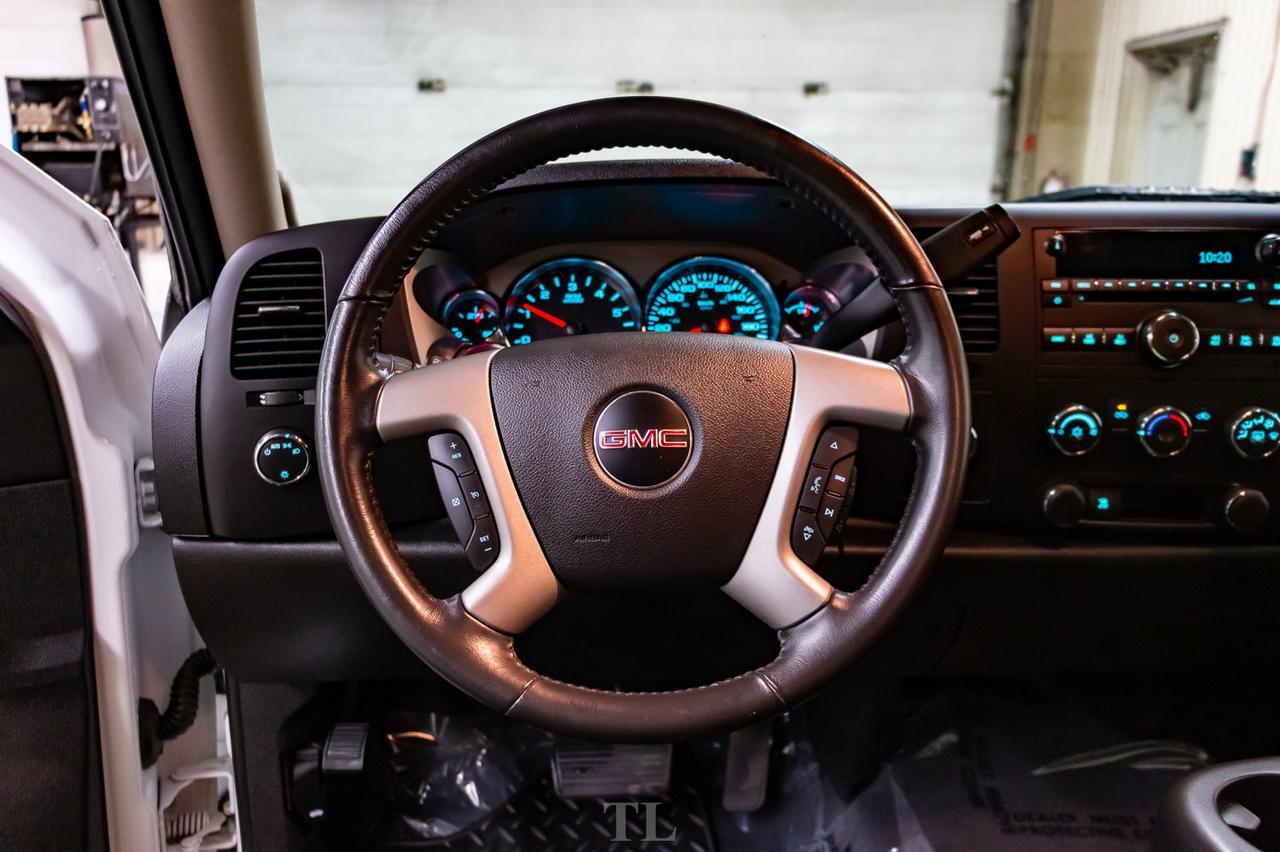 2011 GMC Sierra 1500 4x4 Crew Cab SLE Red Deer AB