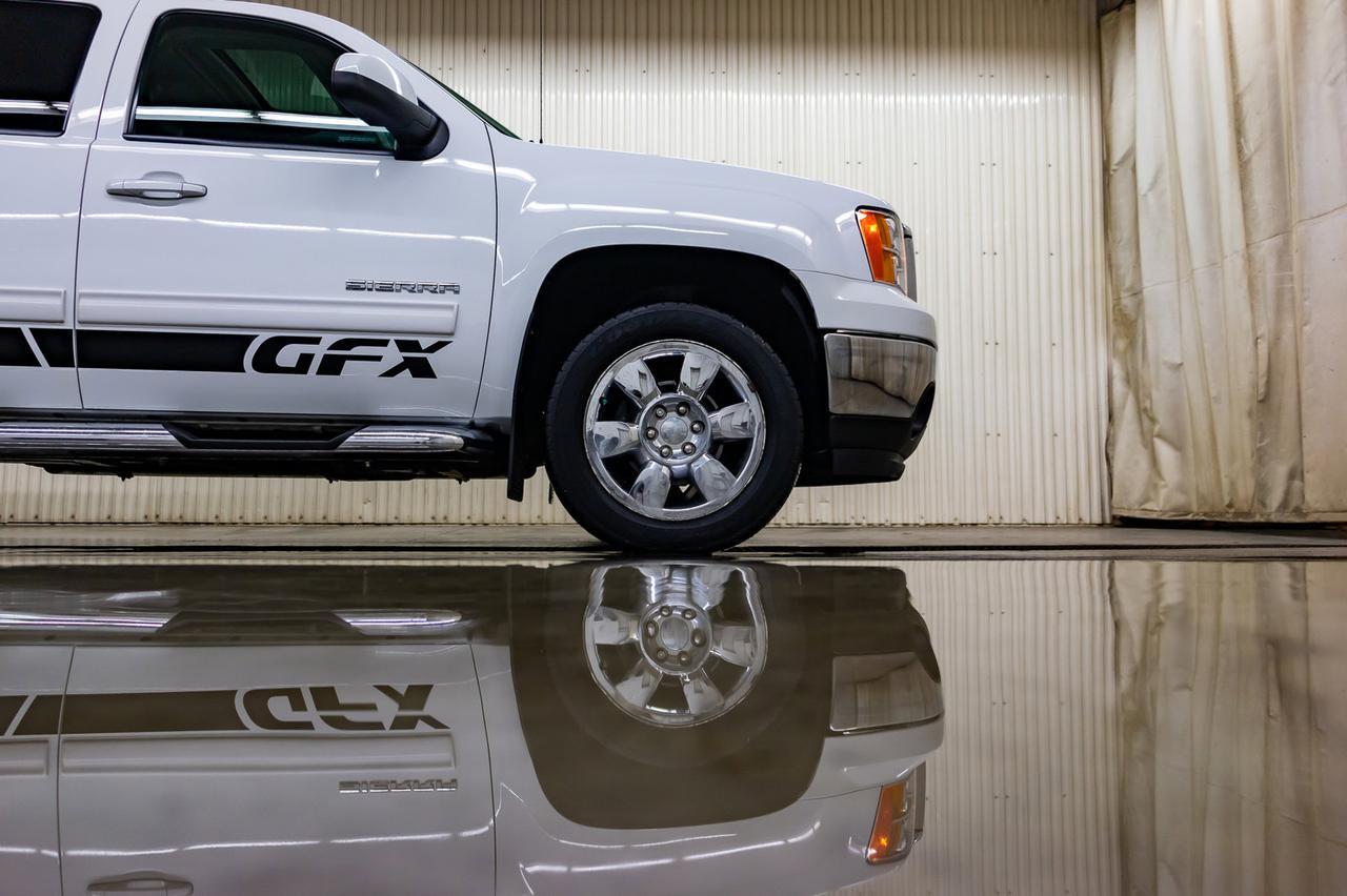 2011 GMC Sierra 1500 4x4 Crew Cab SLT GFX Leather Roof BCam Red Deer AB