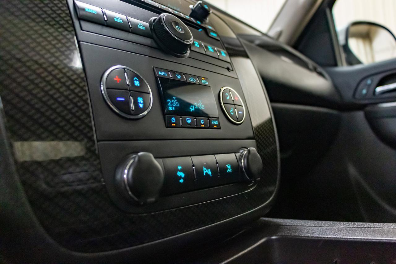 2011 GMC Sierra 1500 4x4 Crew Cab SLT GFX Leather Roof BCam Red Deer AB