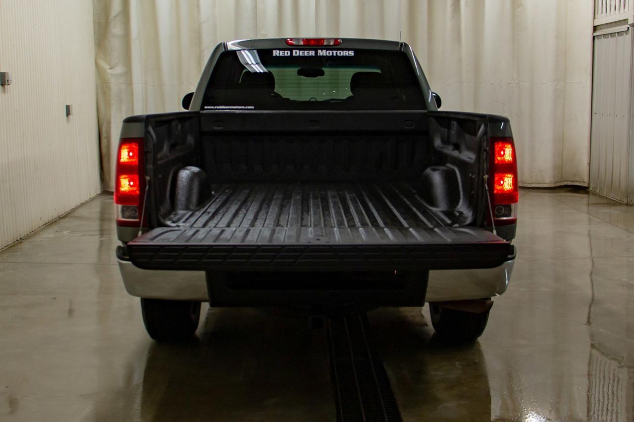 2011 GMC Sierra 1500 4x4 Ext Cab SLE Z71 Red Deer AB