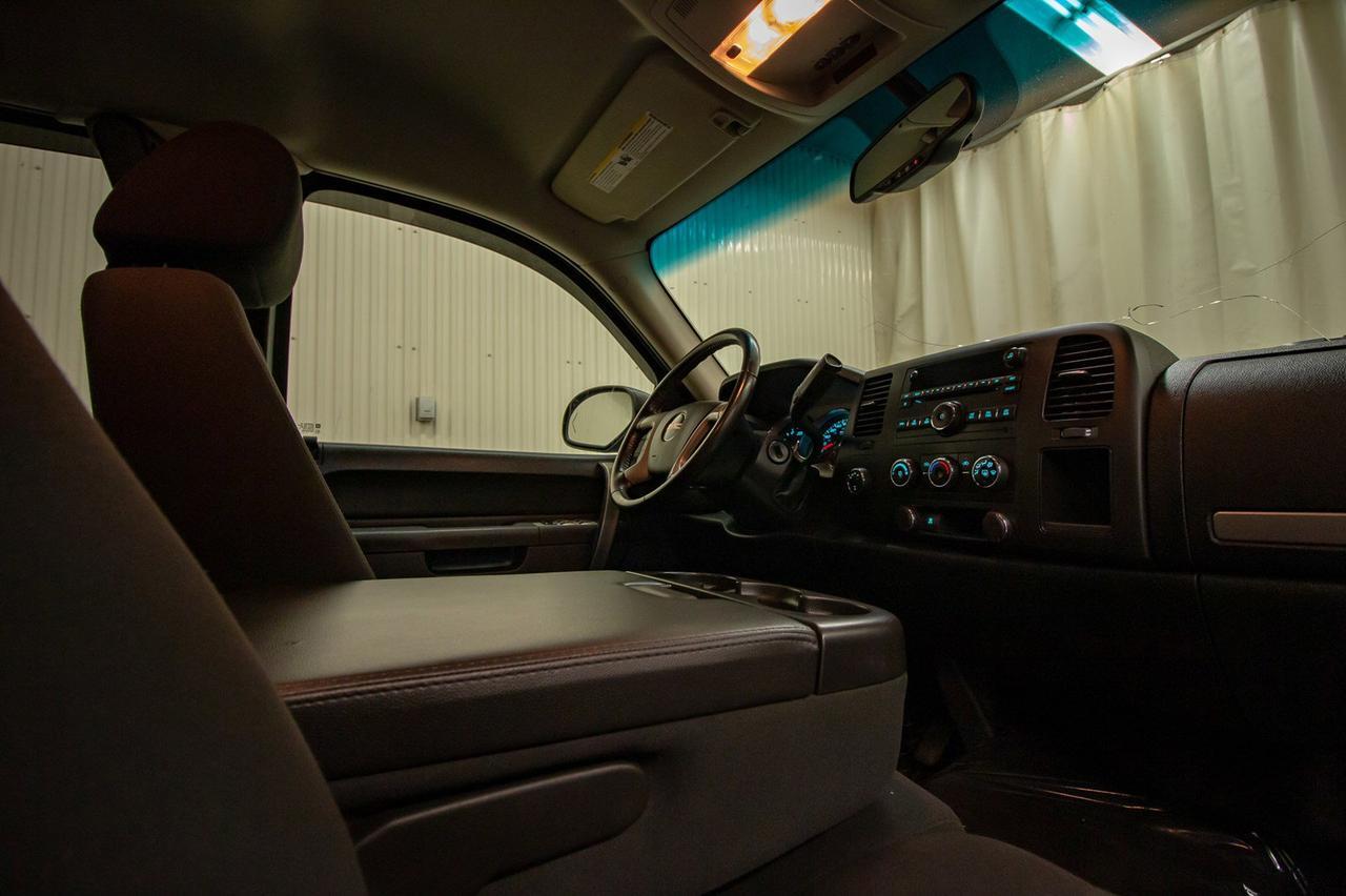 2011 GMC Sierra 1500 4x4 Ext Cab SLE Z71 Red Deer AB