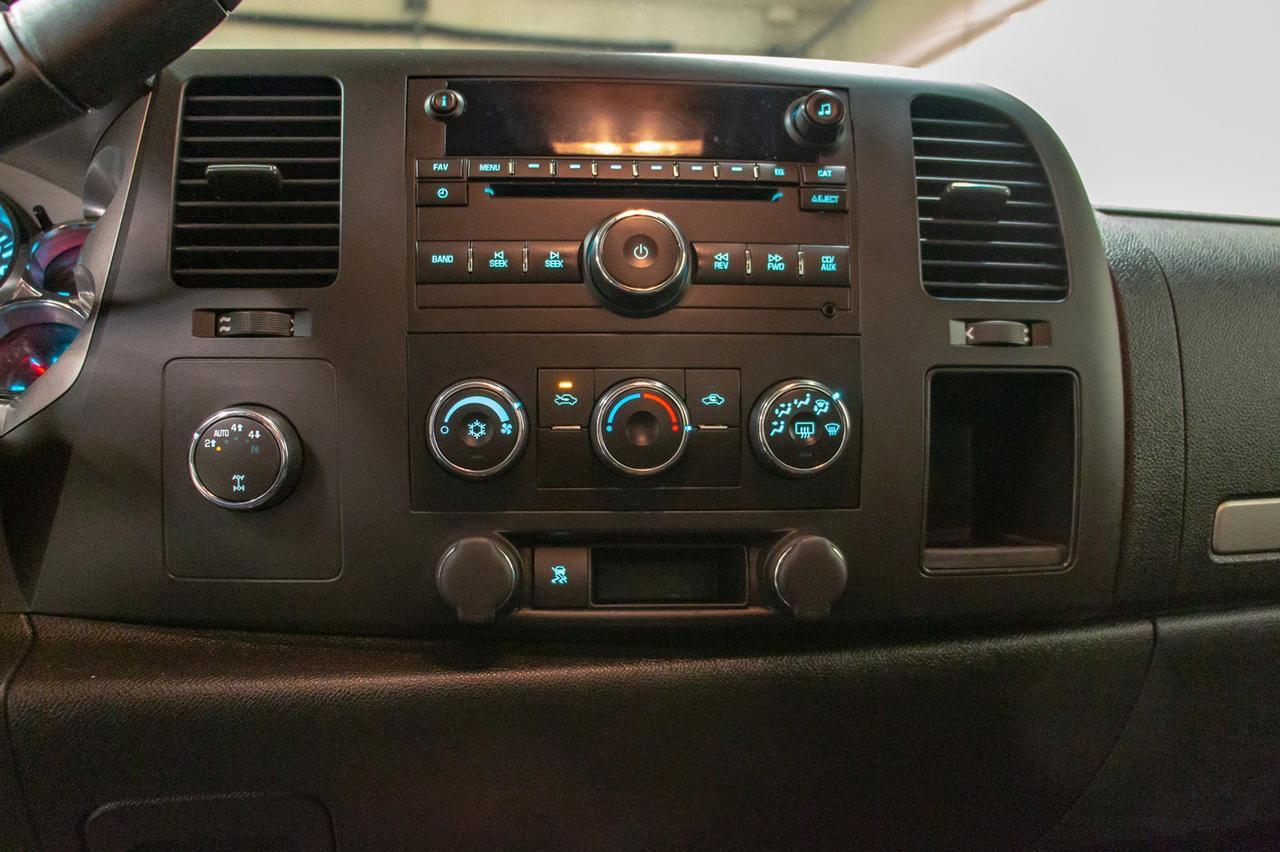 2011 GMC Sierra 1500 4x4 Ext Cab SLE Z71 Red Deer AB