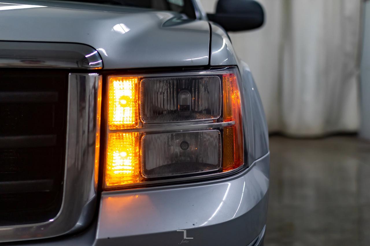 2011 GMC Sierra 1500 4x4 Reg Cab Longbox Red Deer AB