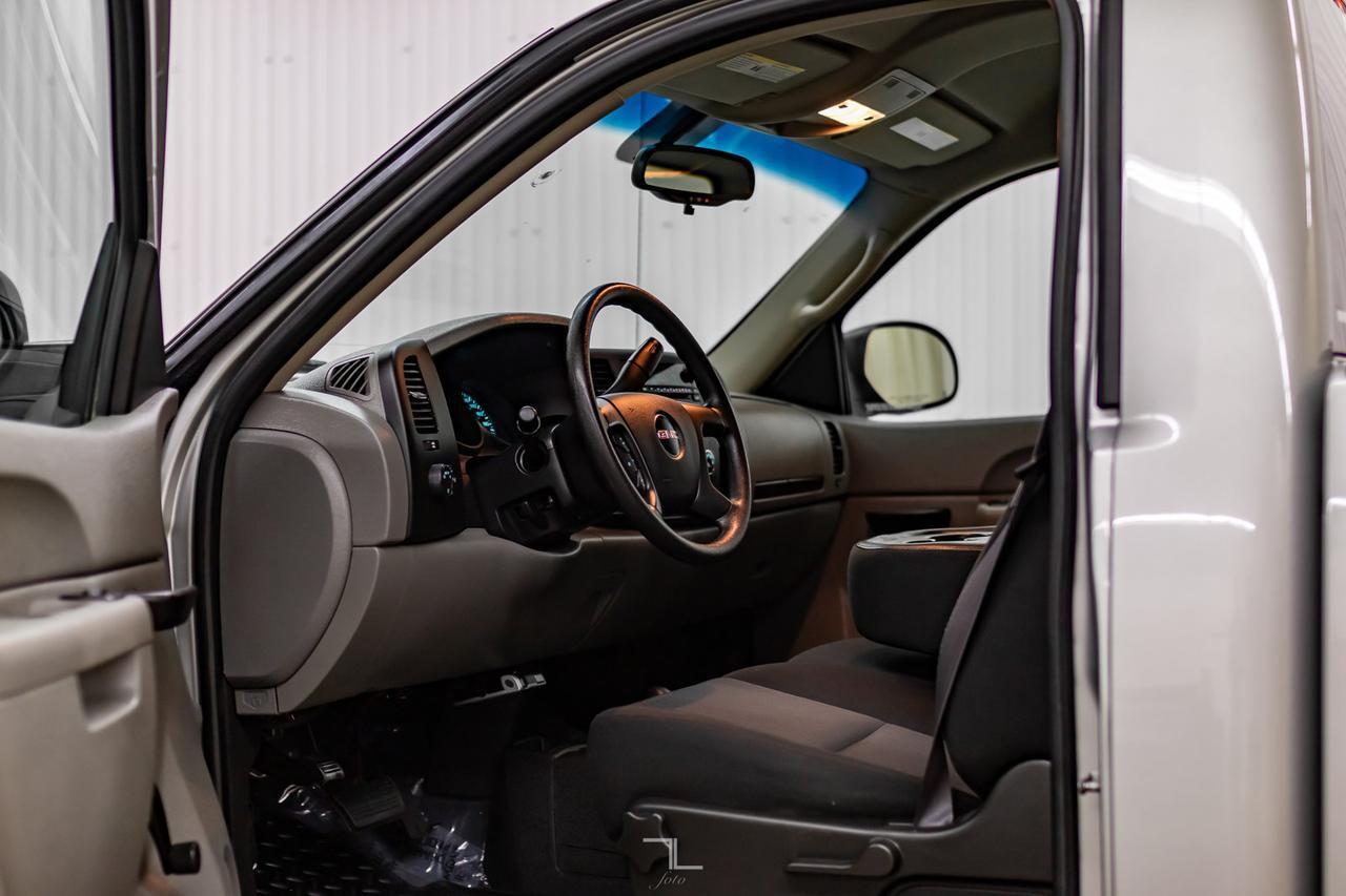 2011 GMC Sierra 1500 4x4 Reg Cab Longbox Red Deer AB