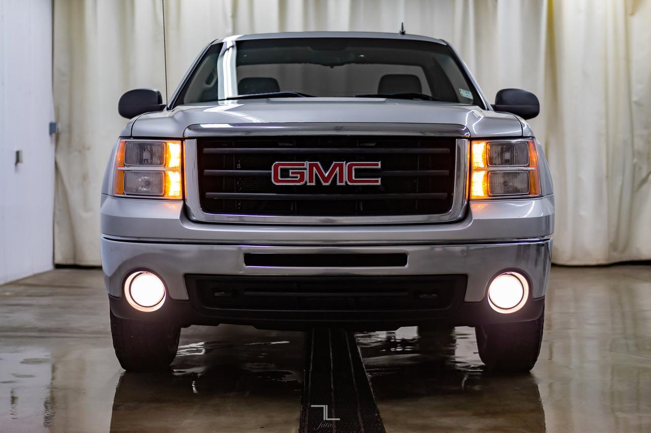 2011 GMC Sierra 1500 4x4 Reg Cab Longbox Red Deer AB
