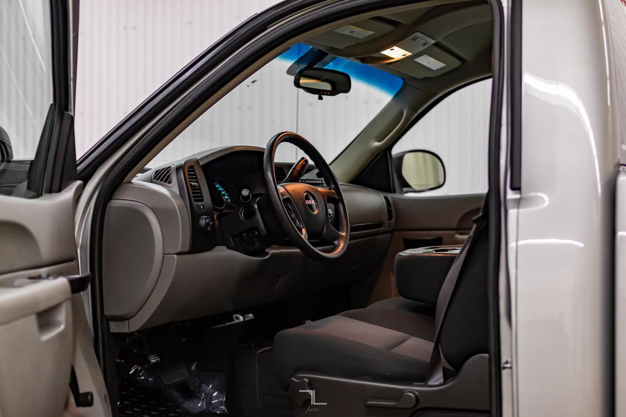 2011 GMC Sierra 1500 4x4 Reg Cab Longbox Red Deer AB