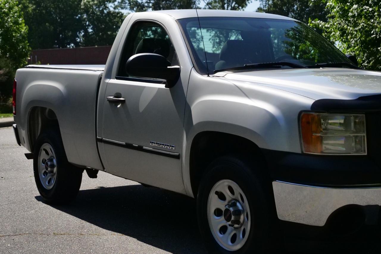2011 GMC Sierra 1500 Work Truck / LOW MILES / Regular Cab! High Point NC