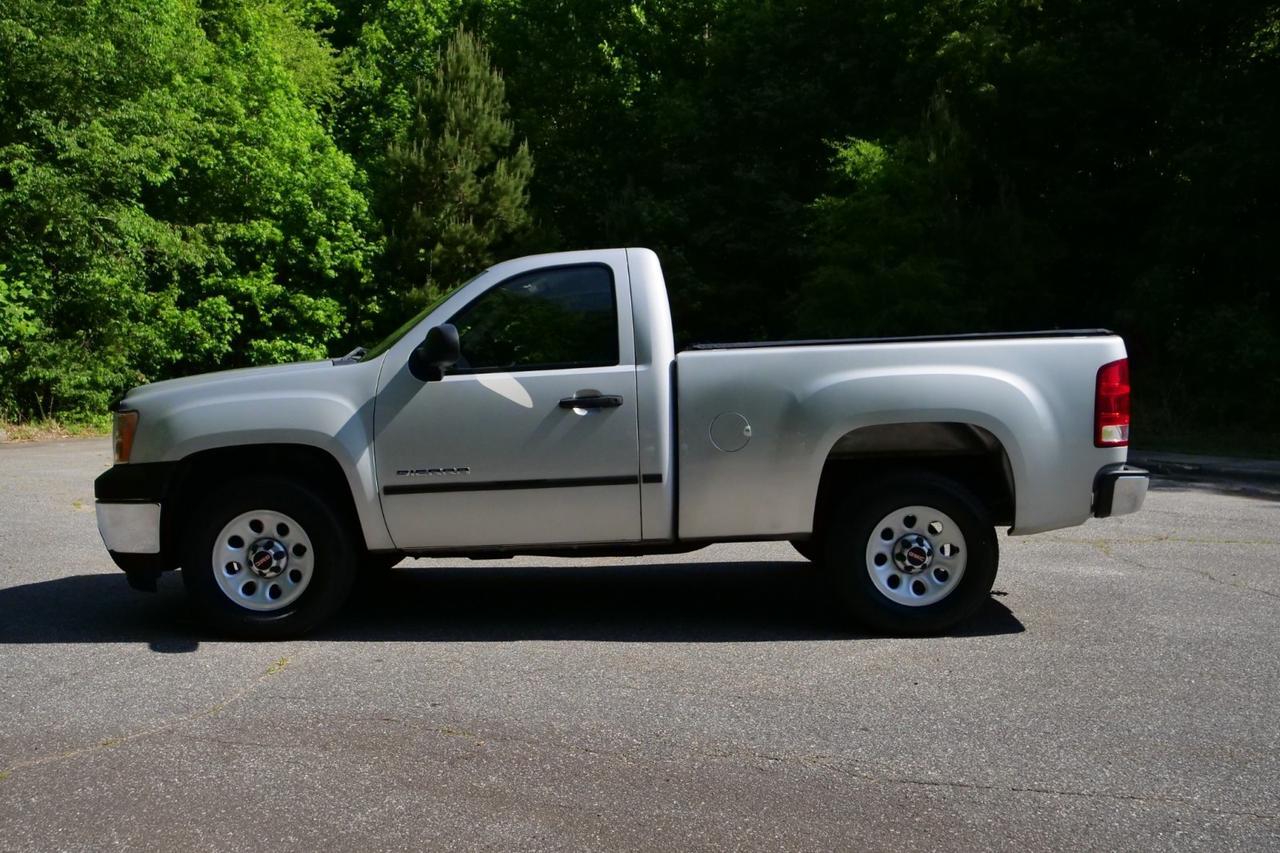 2011 GMC Sierra 1500 Work Truck / LOW MILES / Regular Cab! High Point NC