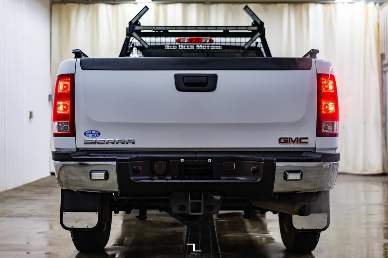 2011 GMC Sierra 2500HD 4x2 Ext Cab WT Red Deer AB