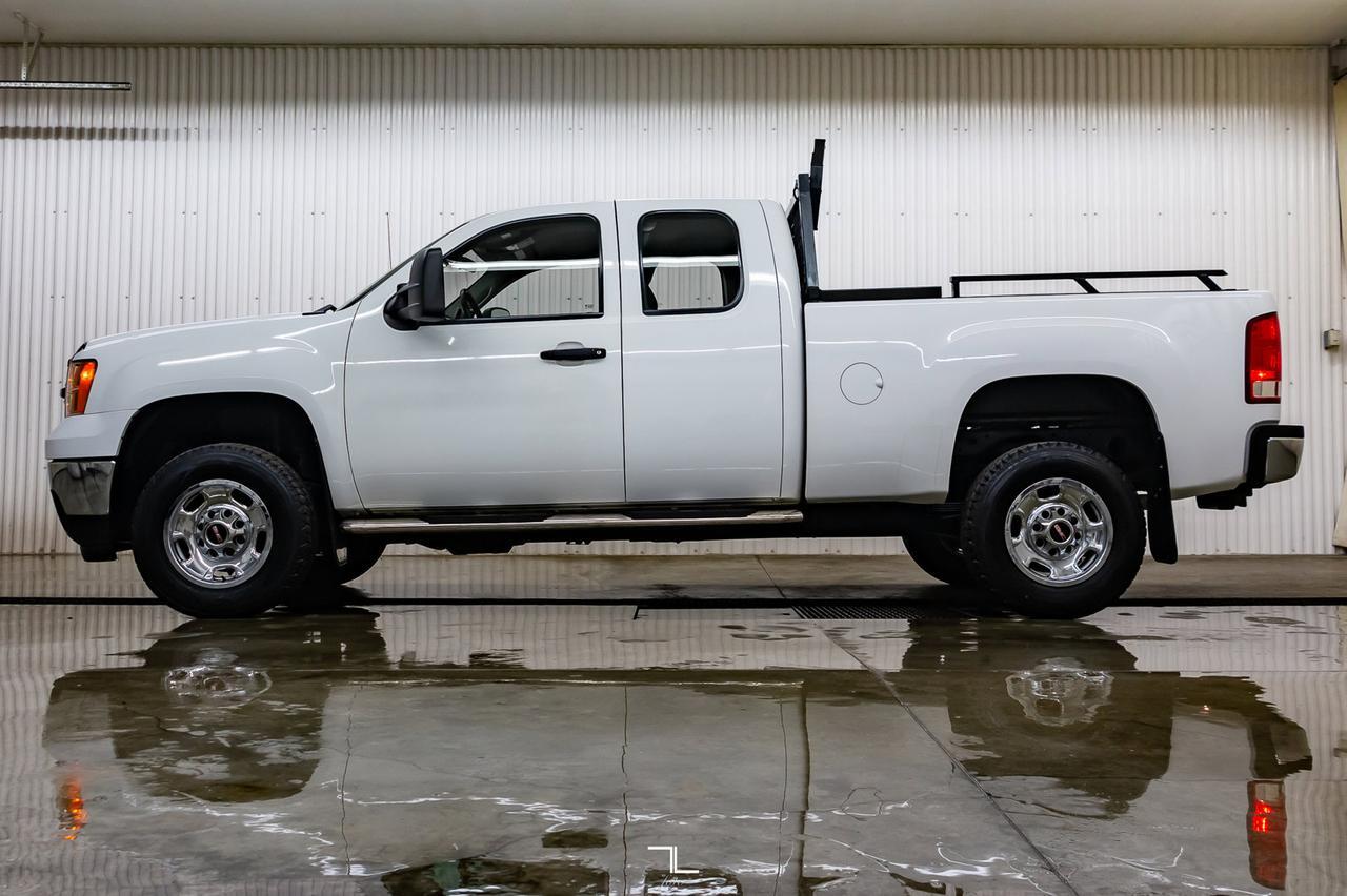 2011 GMC Sierra 2500HD 4x2 Ext Cab WT Red Deer AB