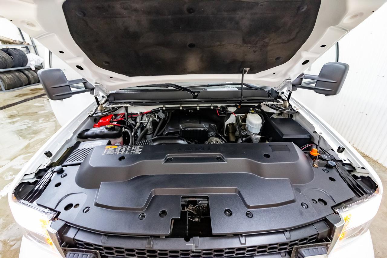 2011 GMC Sierra 2500HD 4x2 Ext Cab WT Red Deer AB