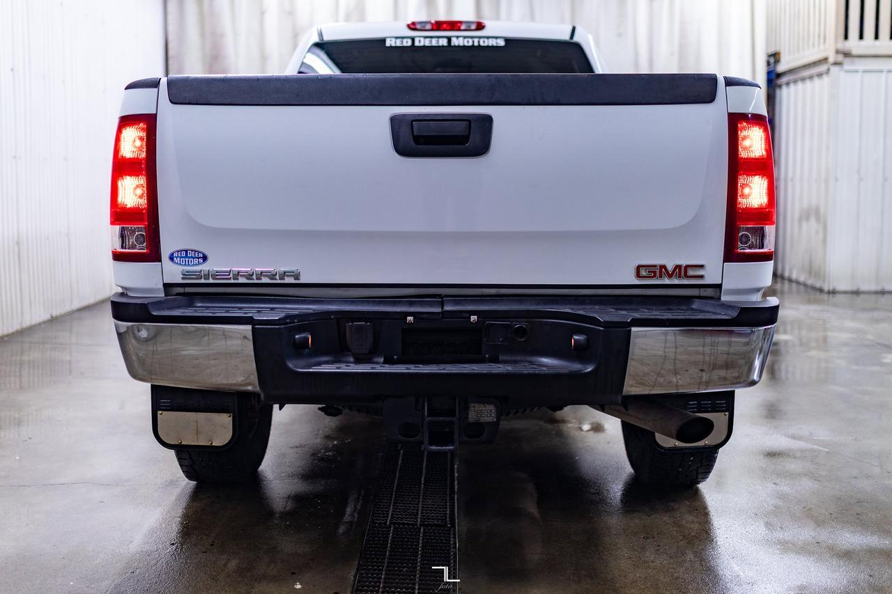 2011 GMC Sierra 2500HD 4x4 Crew Cab WT Red Deer AB