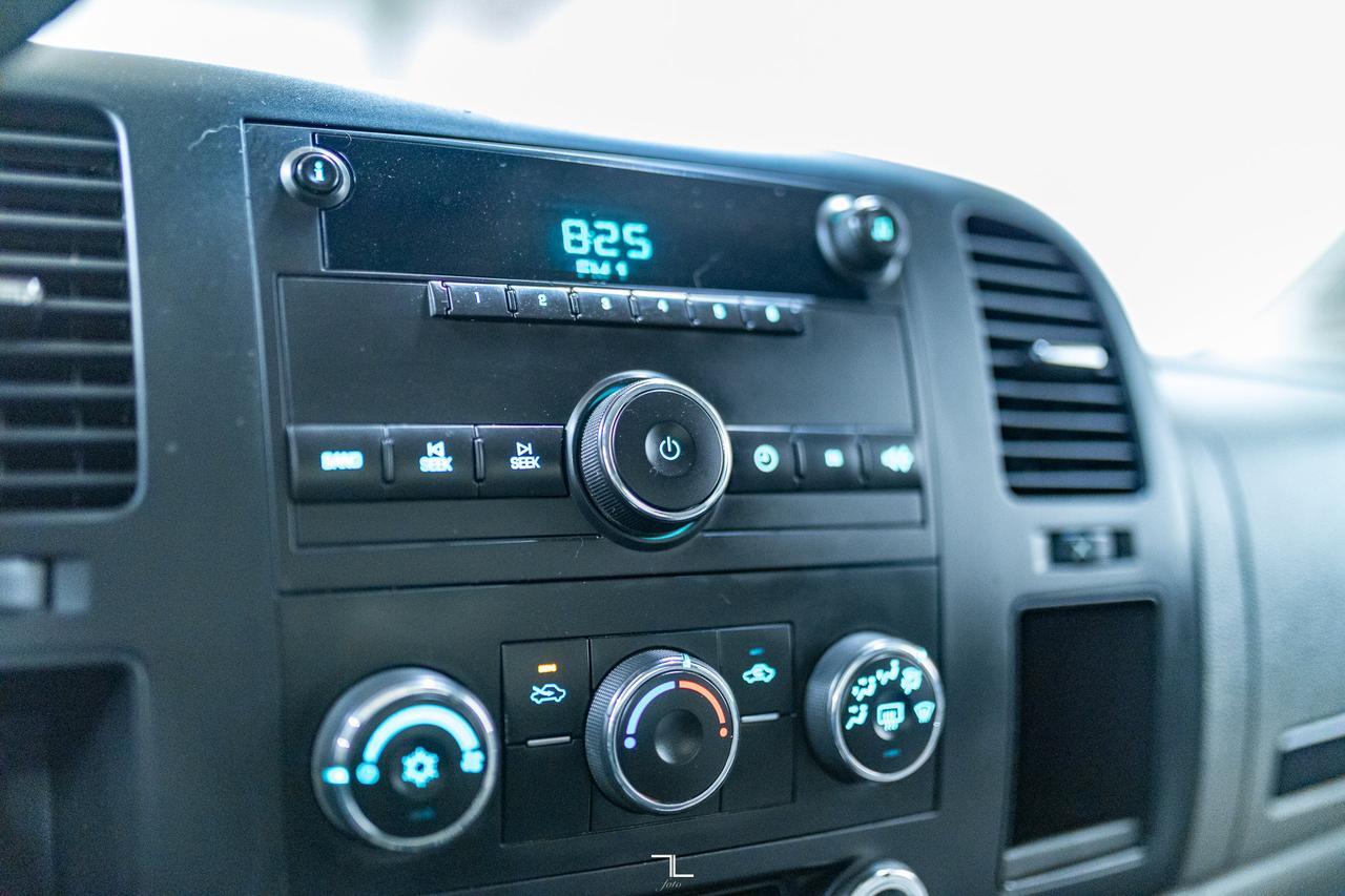 2011 GMC Sierra 2500HD 4x4 Crew Cab WT Red Deer AB