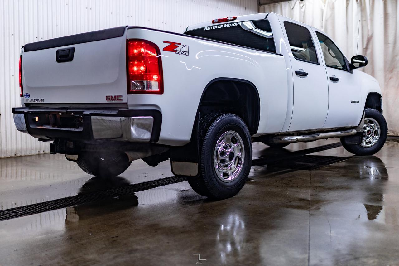 2011 GMC Sierra 2500HD 4x4 Crew Cab WT Red Deer AB