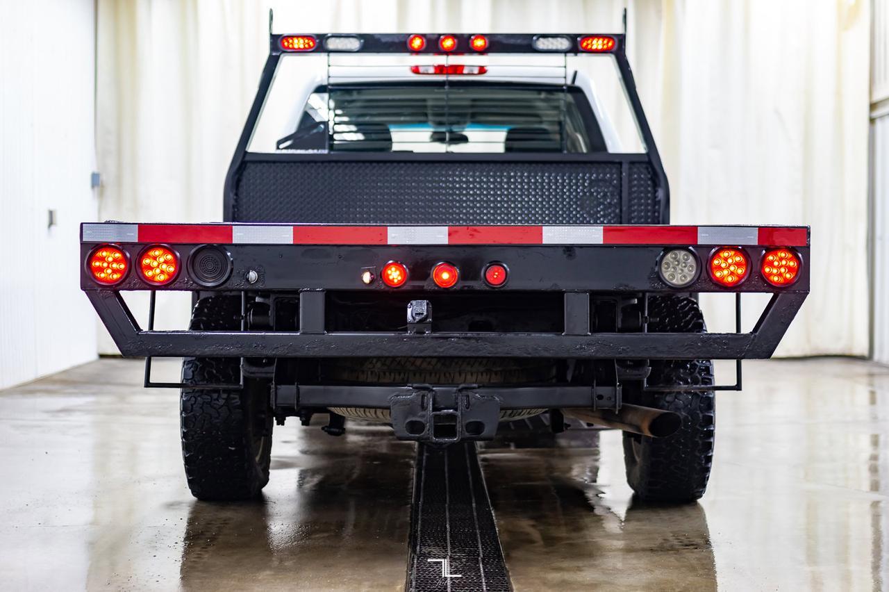 2011 GMC Sierra 3500HD 4x4 Crew Cab SLE Deck Red Deer AB