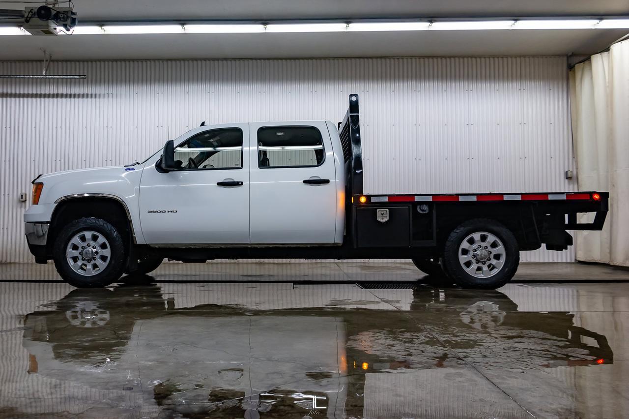 2011 GMC Sierra 3500HD 4x4 Crew Cab SLE Deck Red Deer AB