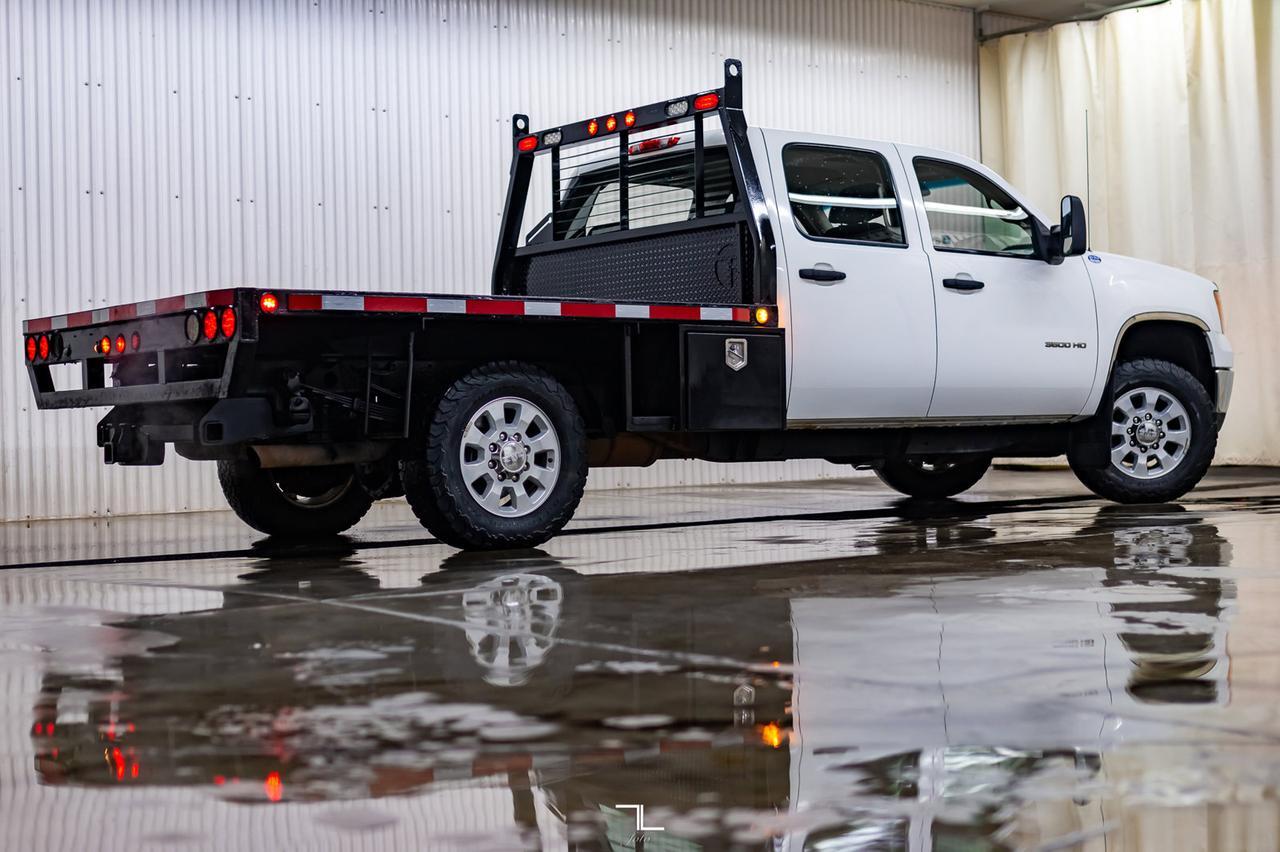 2011 GMC Sierra 3500HD 4x4 Crew Cab SLE Deck Red Deer AB