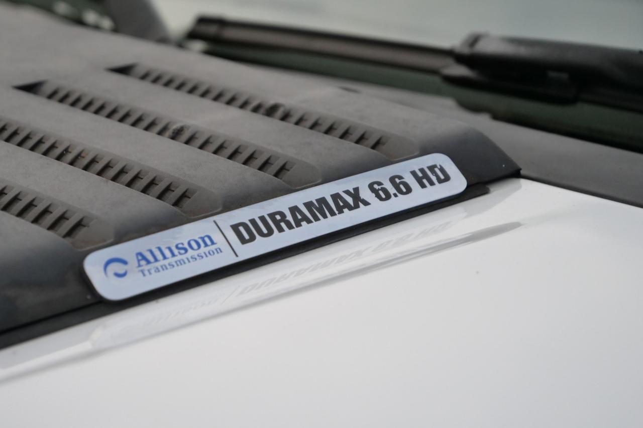 2011 GMC Sierra 3500HD Denali 4X4 / DRW / Diesel / ALLISON / Heated Seats! Lincolnton NC