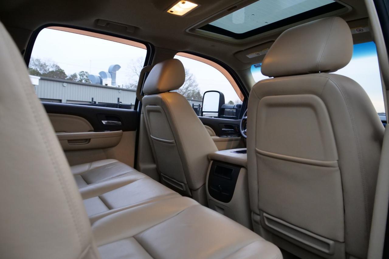 2011 GMC Sierra 3500HD Denali 4X4 / DRW / Diesel / ALLISON / Heated Seats! Lincolnton NC