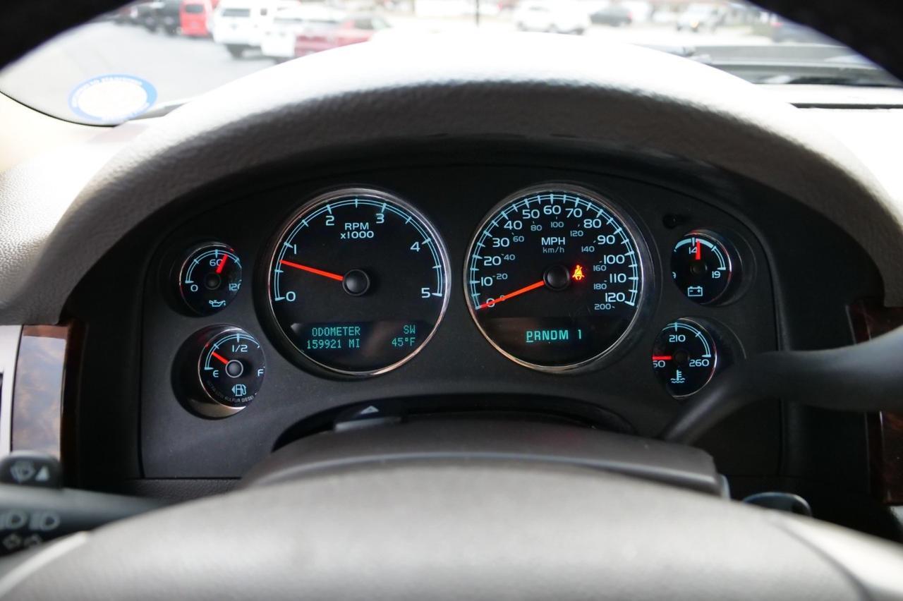 2011 GMC Sierra 3500HD Denali 4X4 / DRW / Diesel / ALLISON / Heated Seats! Lincolnton NC