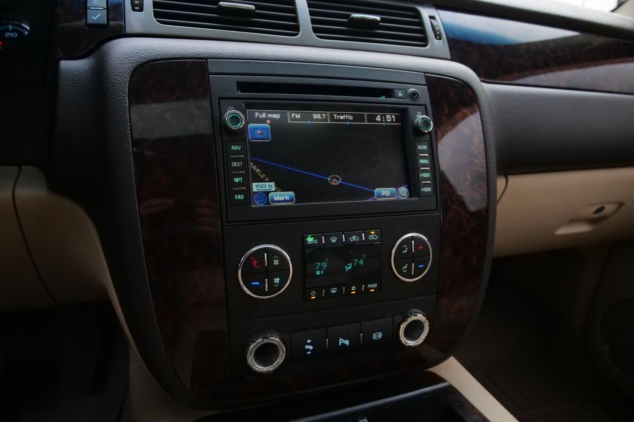 2011 GMC Sierra 3500HD Denali 4X4 / DRW / Diesel / ALLISON / Heated Seats! Lincolnton NC