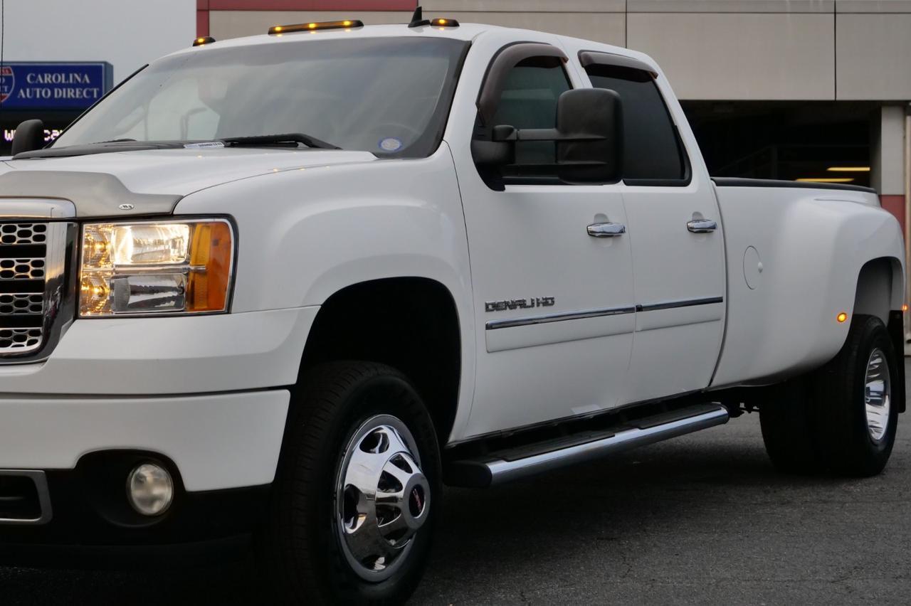 2011 GMC Sierra 3500HD Denali 4X4 / DRW / Diesel / ALLISON / Heated Seats! Lincolnton NC