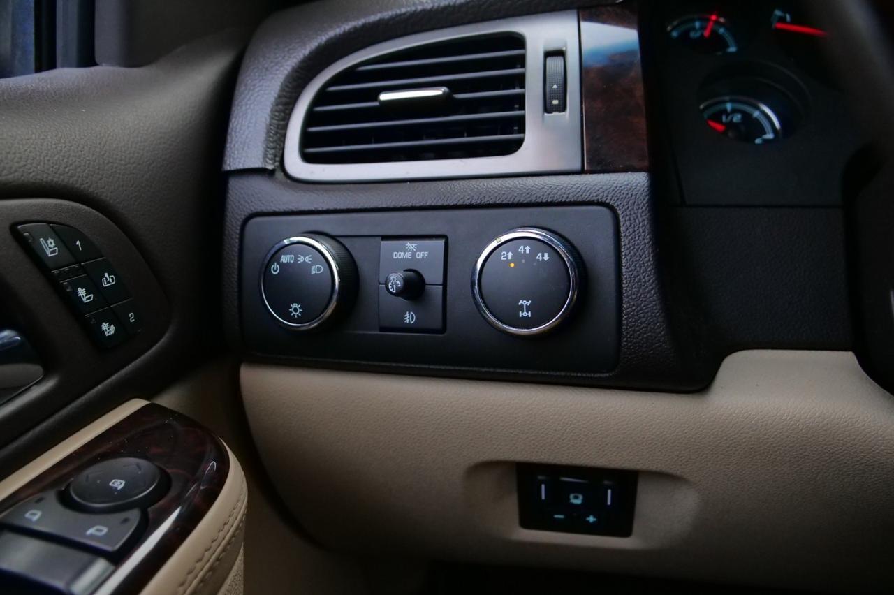 2011 GMC Sierra 3500HD Denali 4X4 / DRW / Diesel / ALLISON / Heated Seats! Lincolnton NC