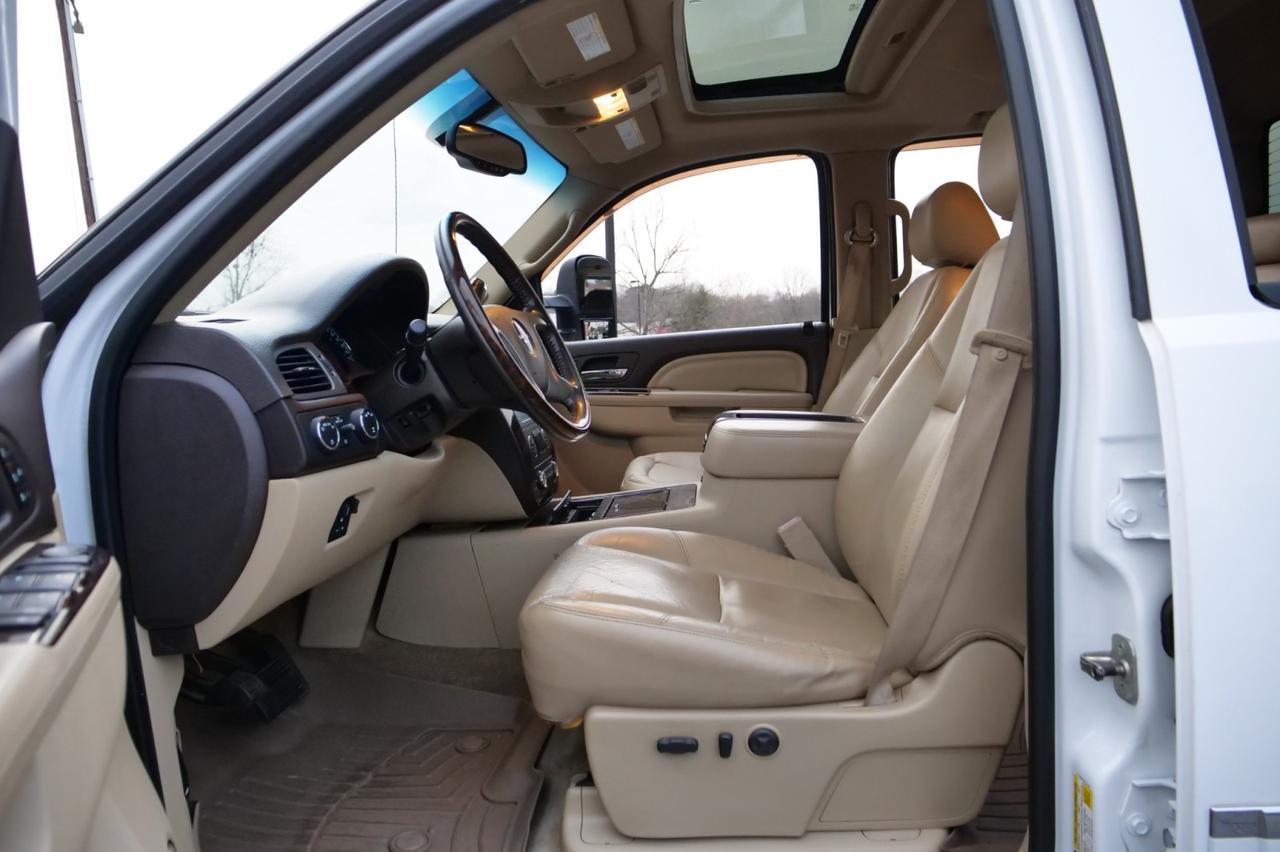 2011 GMC Sierra 3500HD Denali 4X4 / DRW / Diesel / ALLISON / Heated Seats! Lincolnton NC