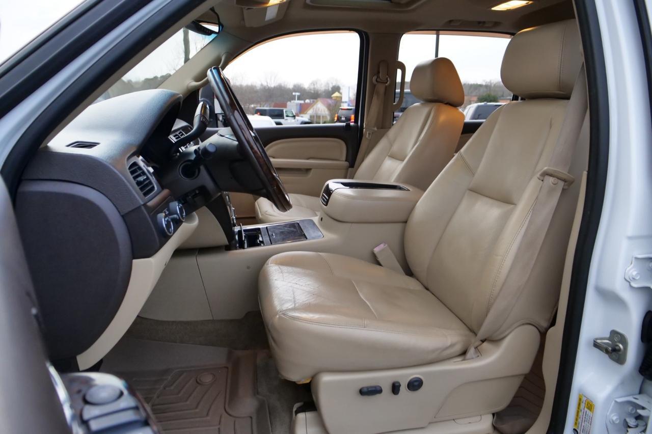 2011 GMC Sierra 3500HD Denali 4X4 / DRW / Diesel / ALLISON / Heated Seats! Lincolnton NC