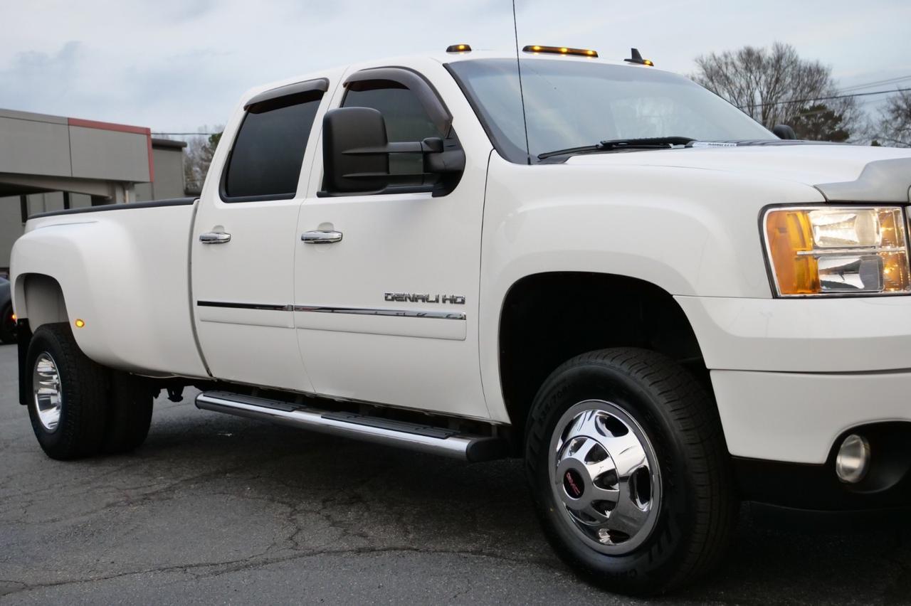 2011 GMC Sierra 3500HD Denali 4X4 / DRW / Diesel / ALLISON / Heated Seats! Lincolnton NC