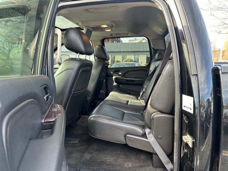 2011 GMC Sierra 3500HD Denali Worcester MA