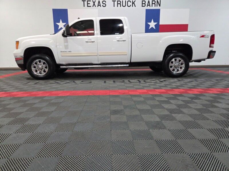 2011 GMC Sierra 3500HD SRW 4WD SLT 6.6L Duramax Diesel Long Bed NEW Tires