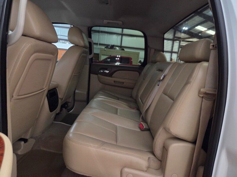 2011 GMC Sierra 3500HD SRW 4WD SLT 6.6L Duramax Diesel Long Bed NEW Tires Arlington TX
