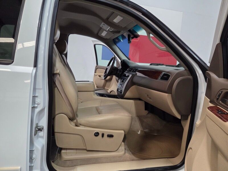 2011 GMC Sierra 3500HD SRW 4WD SLT 6.6L Duramax Diesel Long Bed NEW Tires Arlington TX