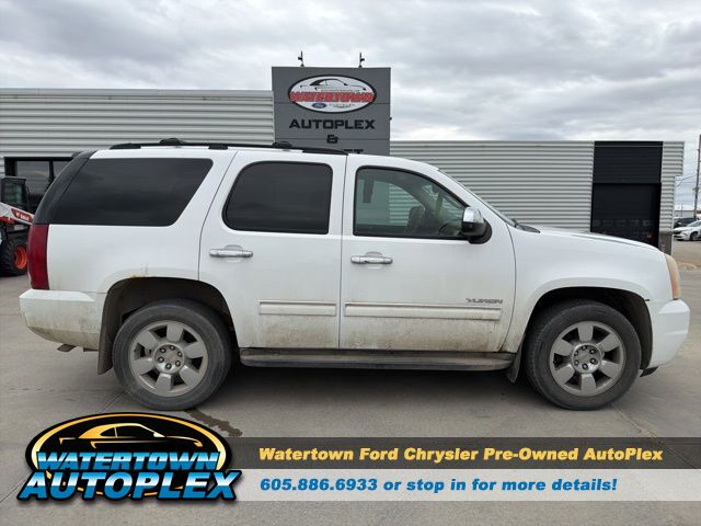 2011 GMC Yukon SLE