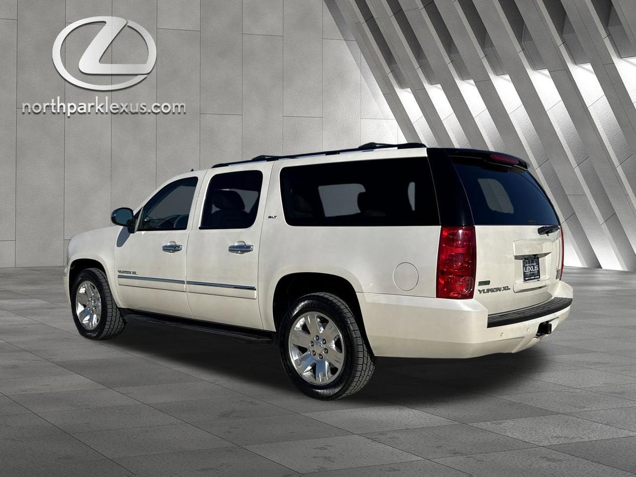2011 GMC Yukon XL SLT