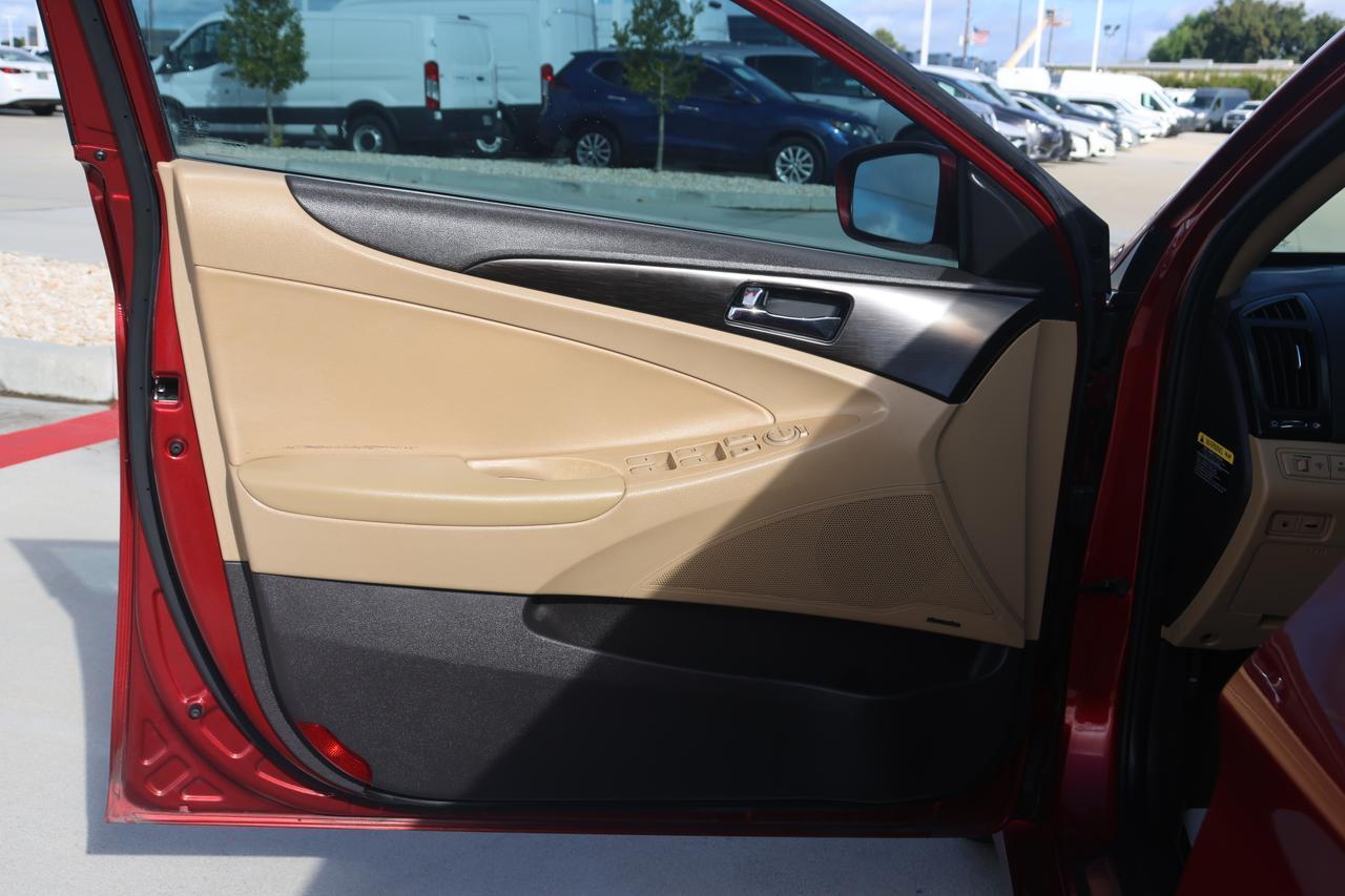 2011 HYUNDAI SONATA SE Houston TX